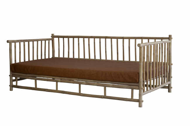 Bambus Daybed sofa med hynde i skind